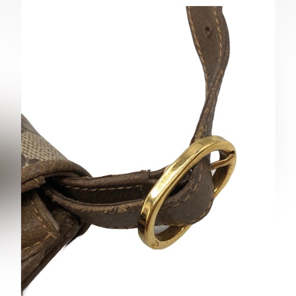 Gucci Brown Monogram Clutch with Gold Accent - Picture 8 of 11